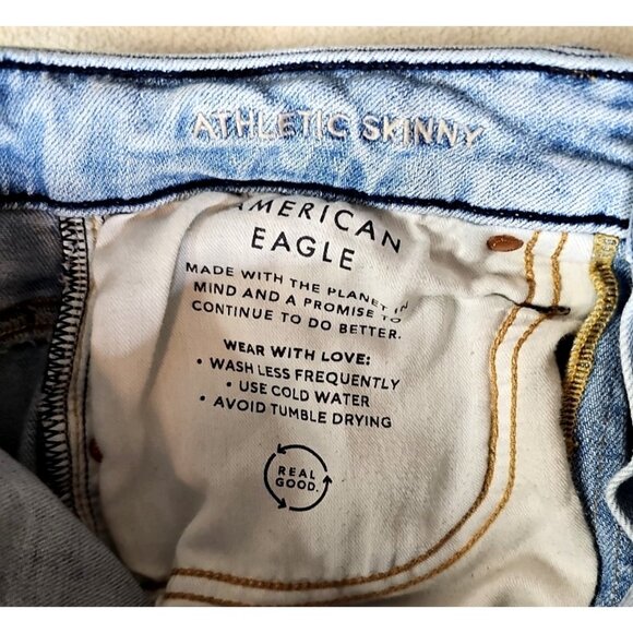 American Eagle "Athletic Skinny Airflex + Temp Tech" Size 29x32 Distressed Jeans - Picture 8 of 8